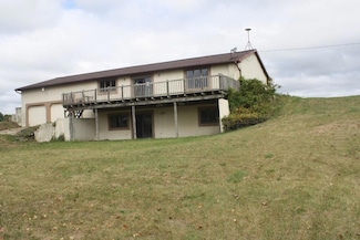 5405 E Condensery Rd, Sheridan, MI 48884