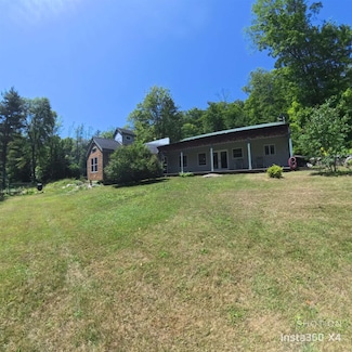 15 Keyes Hollow Rd, Acworth, NH 03607