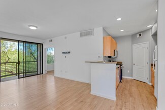 6900 E Princess Dr Unit 2212, Phoenix, AZ 85054