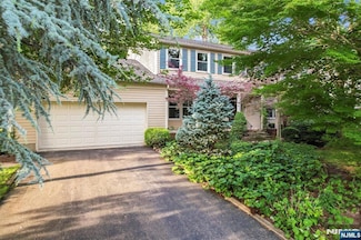765 Battel Place, Oradell, NJ 07649