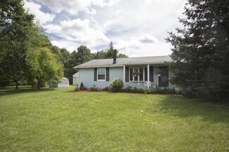 8566 Valley View, South Lyon, MI 48178