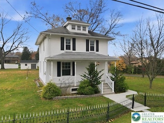 4441 Newburg Rd, Nazareth, PA 18064