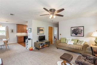 103 Oakwood Place Unit 4, Hendersonville, NC 28792