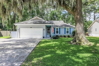 13 Bryan Wood Cir, Savannah, GA 31410