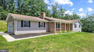 4100 Sams Creek Rd, New Windsor, MD 21776