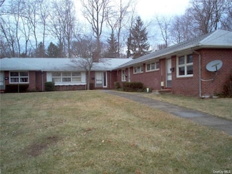 113 E Washington Ave Unit 111, Pearl River, NY 10965