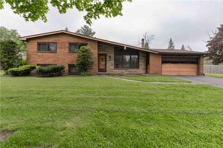 145 Eden Ln, Rochester, NY 14626