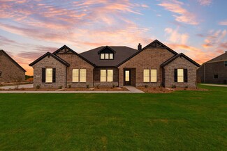 305 Cofer Rd, Leonard, TX 75452