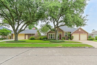 610 Bayou Bend Dr, Deer Park, TX 77536