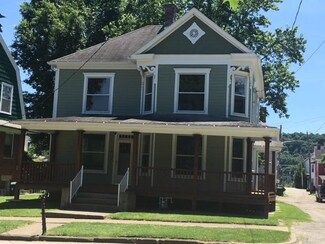 246 W Wayne St, Waynesburg, PA 15370
