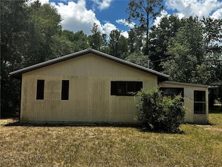 20704 SW Rainbow Lakes Blvd, Dunnellon, FL 34431