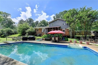 4562 Lucerne Valley Rd SW, Lilburn, GA 30047