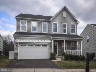 641 Columbus Dr, Spring City, PA 19475