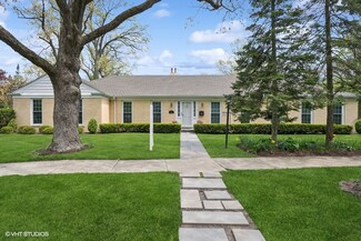 245 Old Green Bay Rd, Glencoe, IL 60022