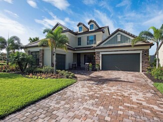 16344 Camden Lakes Cir, Naples, FL 34110