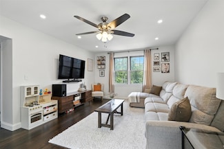 14 Soundview Ave Unit 22, White Plains, NY 10606