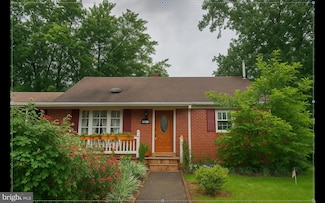 2206 Culpeper Dr, Woodbridge, VA 22191