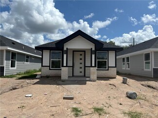 724 N Illinois Ave, Weslaco, TX 78596