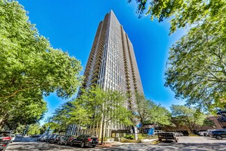 1660 N La Salle Dr Unit 2402, Chicago, IL 60614