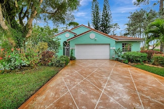 125 Egret Cir, Greenacres, FL 33413