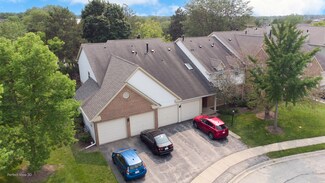 2323 Knollwood Ct Unit W1, Schaumburg, IL 60194