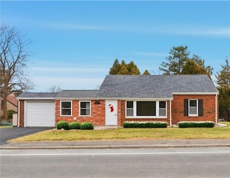 461 River Rd, Lincoln, RI 02865