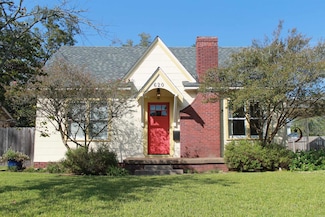 620 E 7th St, El Dorado, AR 71730