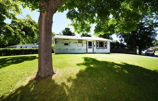 65 Josh Gray Rd, Rockland, MA 02370