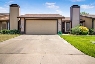 2036 E Harold Ave, Visalia, CA 93292