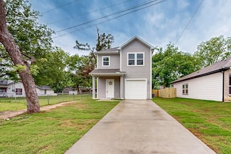 417 Martin Luther King Junior Dr, Sulphur Springs, TX 75482