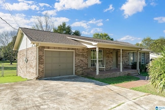 933 Glenn Chapel Rd, Gardendale, AL 35071