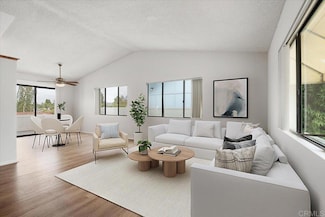 625 Via Bogota, Vista, CA 92081