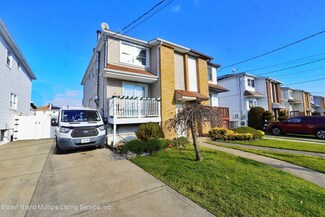 219 Slater Blvd, Staten Island, NY 10305