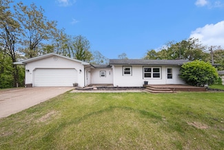 3225 Fishville Rd, Grass Lake, MI 49240