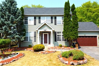 412 N Juniper Dr, North Aurora, IL 60542