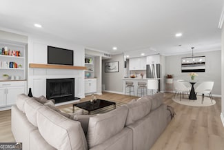 1012 River Mill Cir, Roswell, GA 30075
