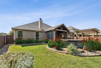 417 Traveller St, Hickory Creek, TX 75065