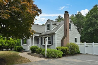 498 Park St, North Reading, MA 01864