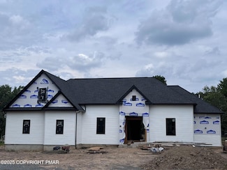 14 Denise Ct, Albrightsville, PA 18210