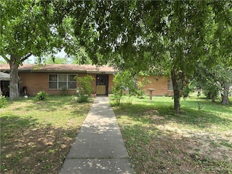 1215 Oak St, Mission, TX 78572