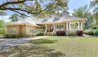 30 Suttlers Row, Hilton Head Island, SC 29928