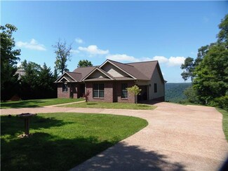 1931 Laurel Lake Dr, Monteagle, TN 37356