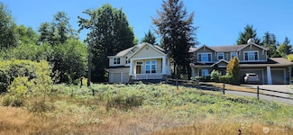 23517 SE 49th St, Issaquah, WA 98029