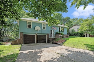 7608 N Serene Ave, Kansas City, MO 64152