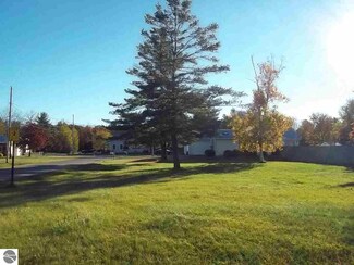 .0 Wadsworth St Unit 8, East Tawas, MI 48730