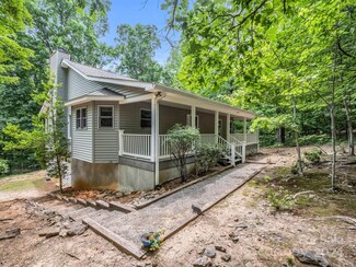 243 Woodmere Ln, Columbus, NC 28722