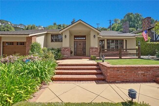 2411 Country Club Dr, Glendora, CA 91741