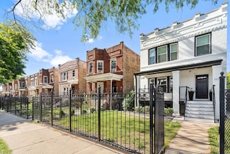 3928 N Sawyer Ave, Chicago, IL 60618