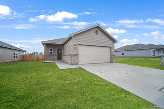 1407 W Chavaneaux Rd, San Antonio, TX 78224