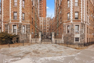 3394 Wayne Ave Unit E23, Bronx, NY 10467